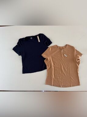 SKIMS Tshirt 2pack